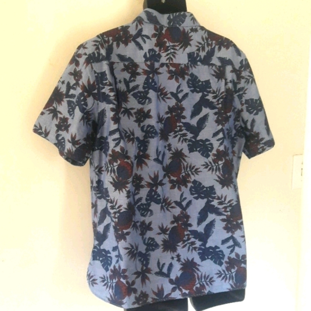 VAN HEUSEN Tropical Spring/Summer Shirt, XL - Picture 2 of 9
